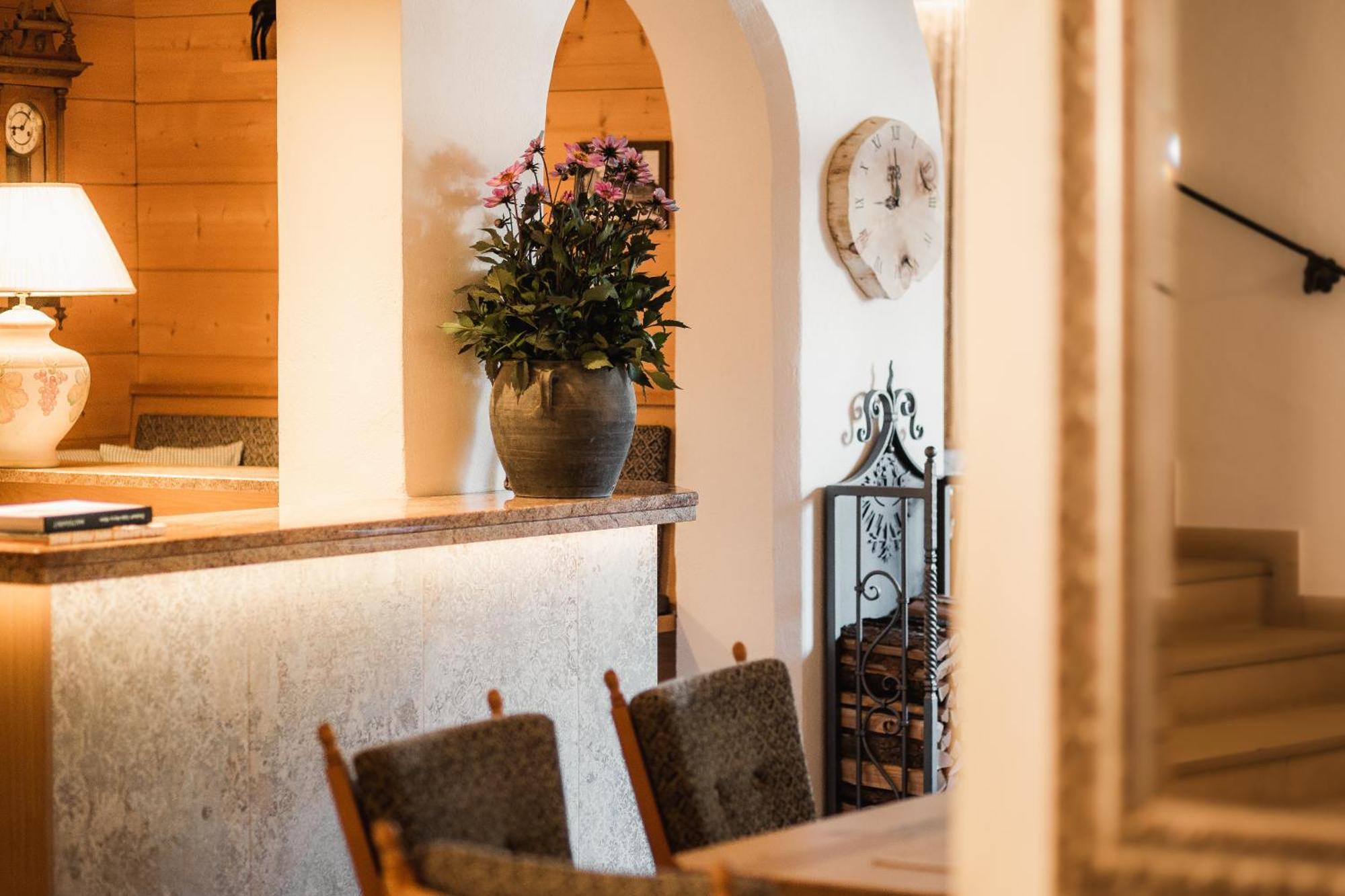 Jochum Hotel Garni Фис Экстерьер фото